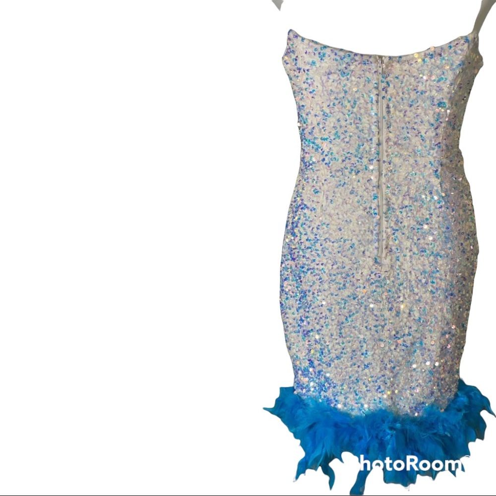 Gorgeous Dress Size Small Worn Once - Picture 3 of 4